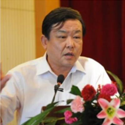 　　祝智庭  　　華東師范大學終身教授  　　教育技術學博導，教育信息化系統(tǒng)工程研究中心主任，教育部教育信息化技術標準委員會主任，聯(lián)合國教科文組織ECNU聯(lián)系中心副主任。